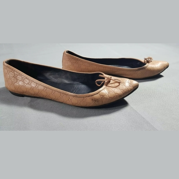 Gucci flats - Picture 1 of 7